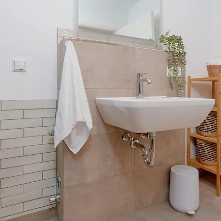 Апартаменты Am Feldweg 8 Luettn Kombuese Sussau