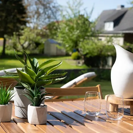 Апартаменты Am Feldweg 8 Luettn Kombuese