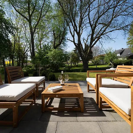 Апартаменты Am Feldweg 8 Luettn Kombuese Sussau